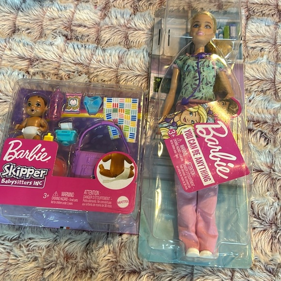 2 sets. Barbie Nurse & baby - Picture 1 of 3